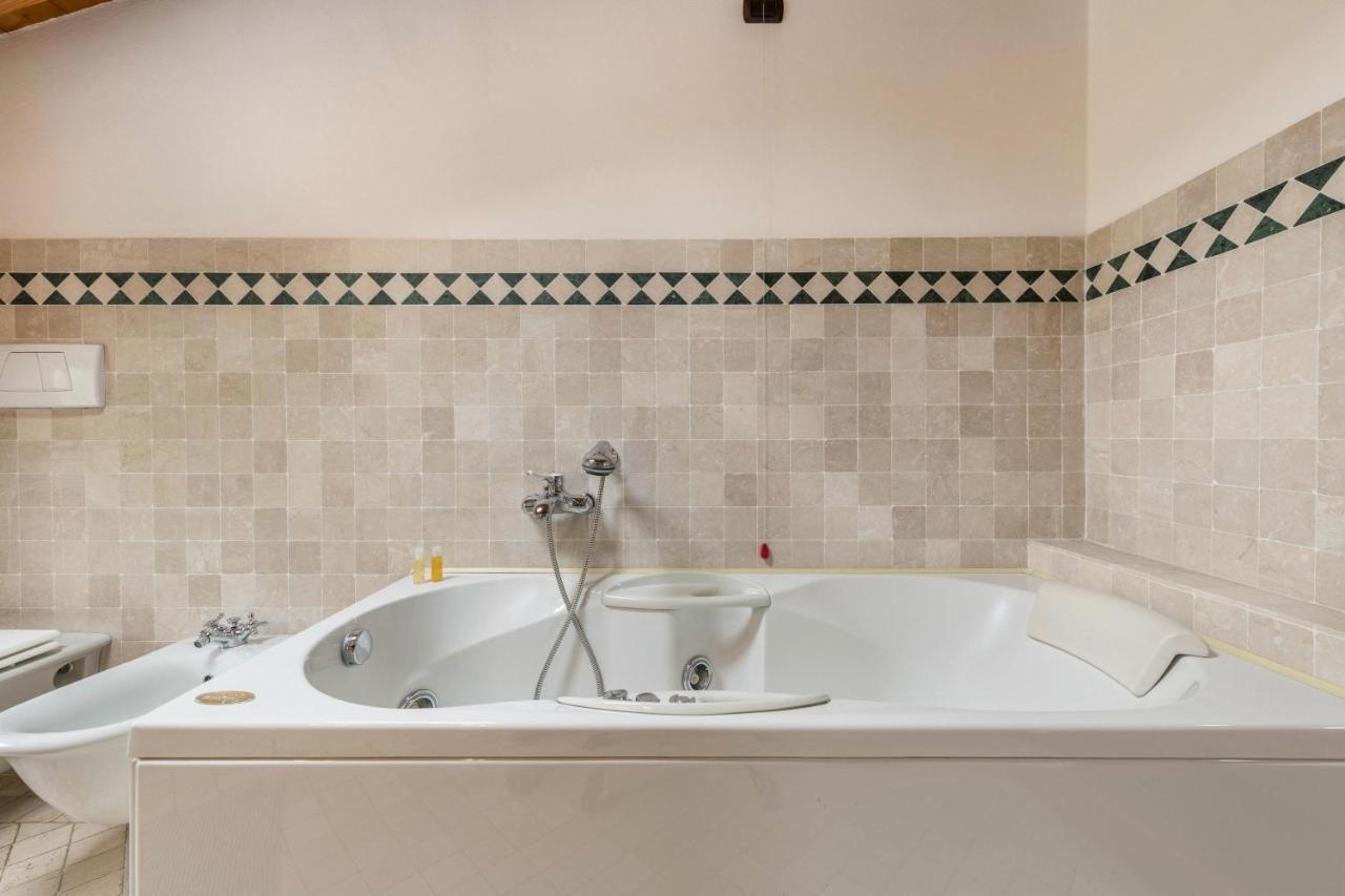Вилла Casa Rustico Костермано Экстерьер фото